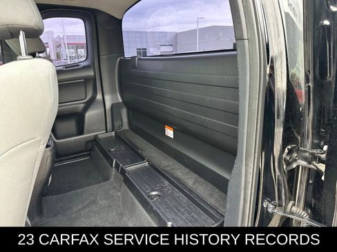 Used 2017 Toyota Tacoma SR AWD/4WD image 23