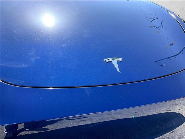 Used 2022 Tesla Model Y Long Range AWD/4WD image 29