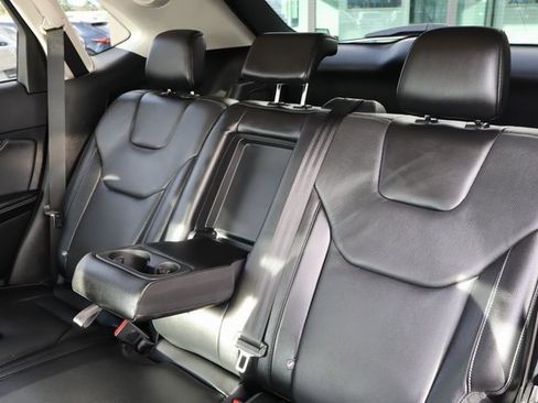 Used 2022 Ford Edge Titanium w/ Equipment Group 301A image 15