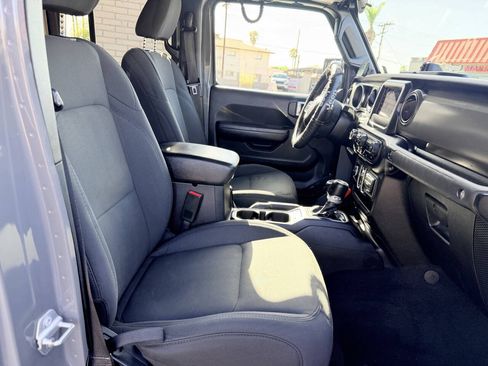 Used 2020 Jeep Gladiator Sport w/ Quick Order Package 24S AWD/4WD image 20