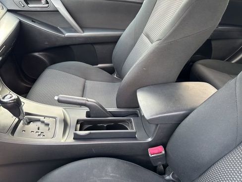 Used 2012 MAZDA MAZDA3 i Touring image 16