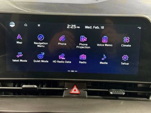 Used 2023 Kia Sportage EX image 15