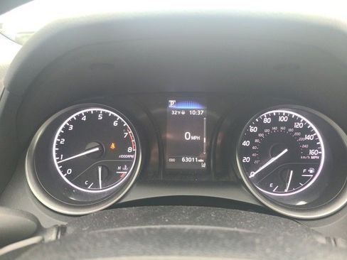 Used 2024 Toyota Camry SE image 24