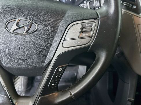 Used 2017 Hyundai Santa Fe Sport FWD image 15