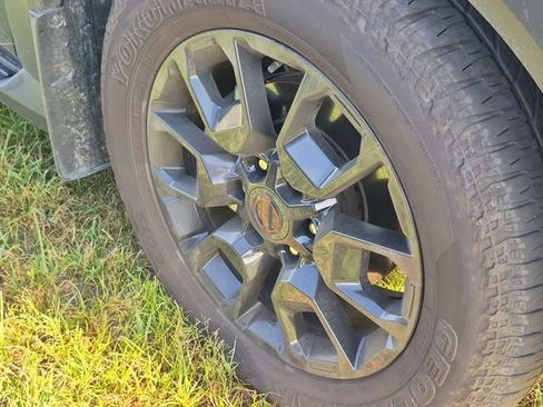 Used 2026 Nissan Armada PRO-4X AWD/4WD image 8