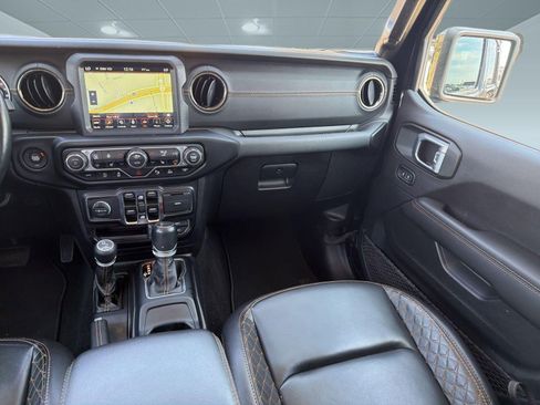 Used 2021 Jeep Gladiator Overland AWD/4WD image 28