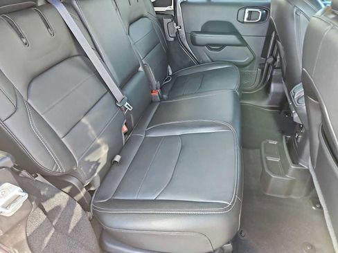 Used 2021 Jeep Wrangler Unlimited Sahara w/ Cold Weather Group image 19