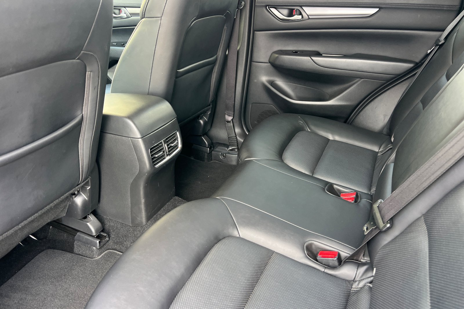 Used 2025 MAZDA CX-5 AWD 2.5 S w/ Select Package image 14