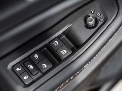 New 2025 Jeep Grand Cherokee Altitude w/ Trailer Tow Package image 35