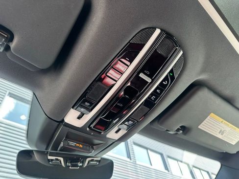 Certified 2023 Porsche Cayenne image 32