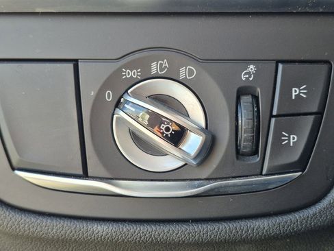 Used 2022 BMW X3 M40i w/ Premium Package image 9