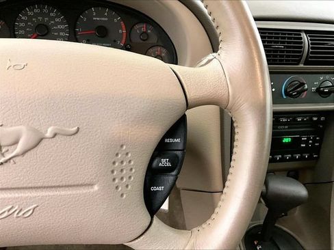 Used 2002 Ford Mustang Coupe RWD image 19
