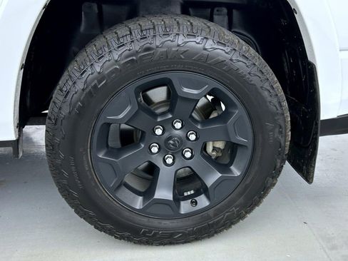 Certified 2025 RAM 1500 Big Horn AWD/4WD image 23