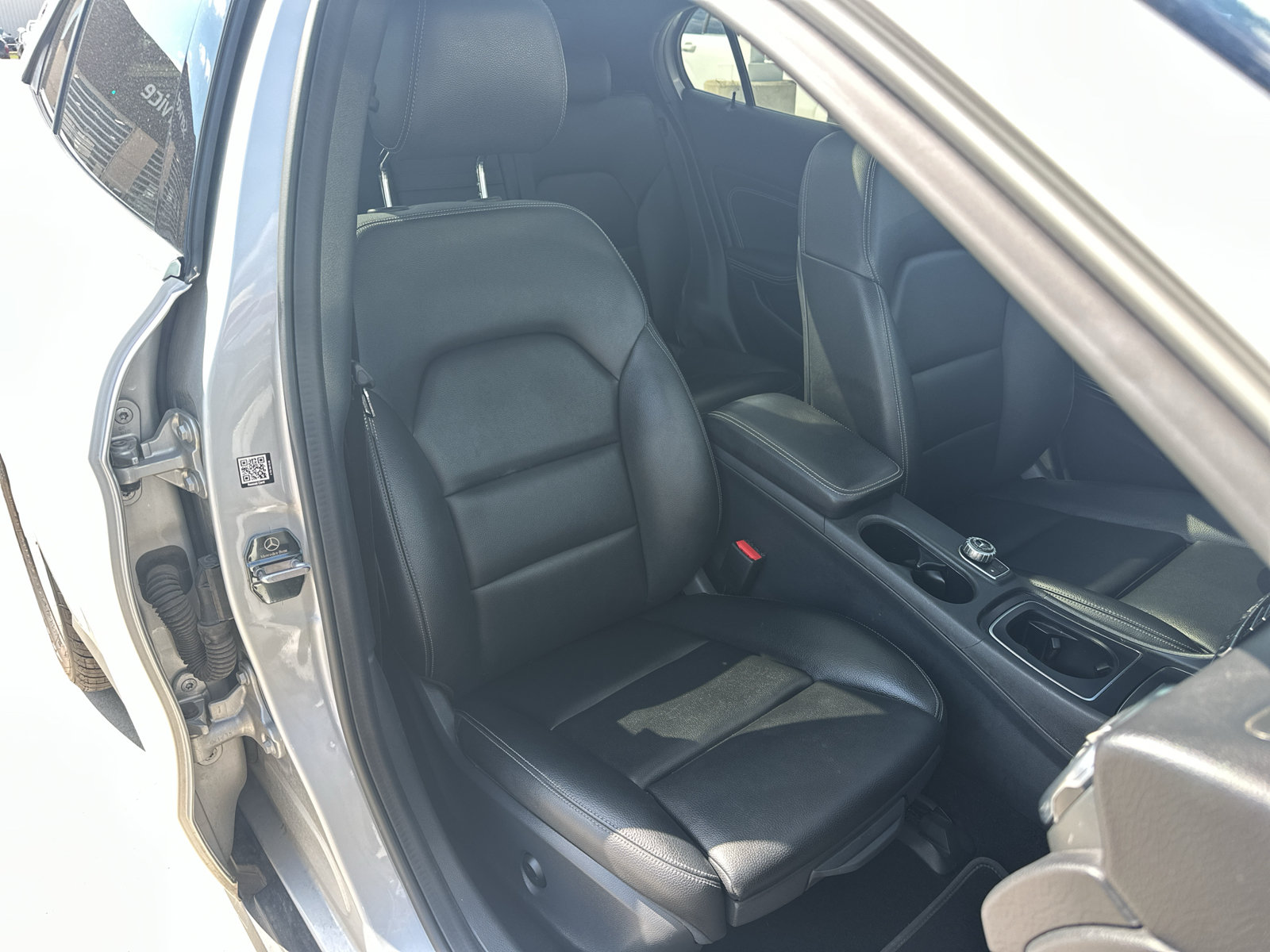 Used 2018 Mercedes-Benz GLA 250 4MATIC w/ Premium Package image 34