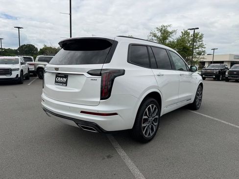 Used 2023 Cadillac XT6 Sport AWD/4WD image 8