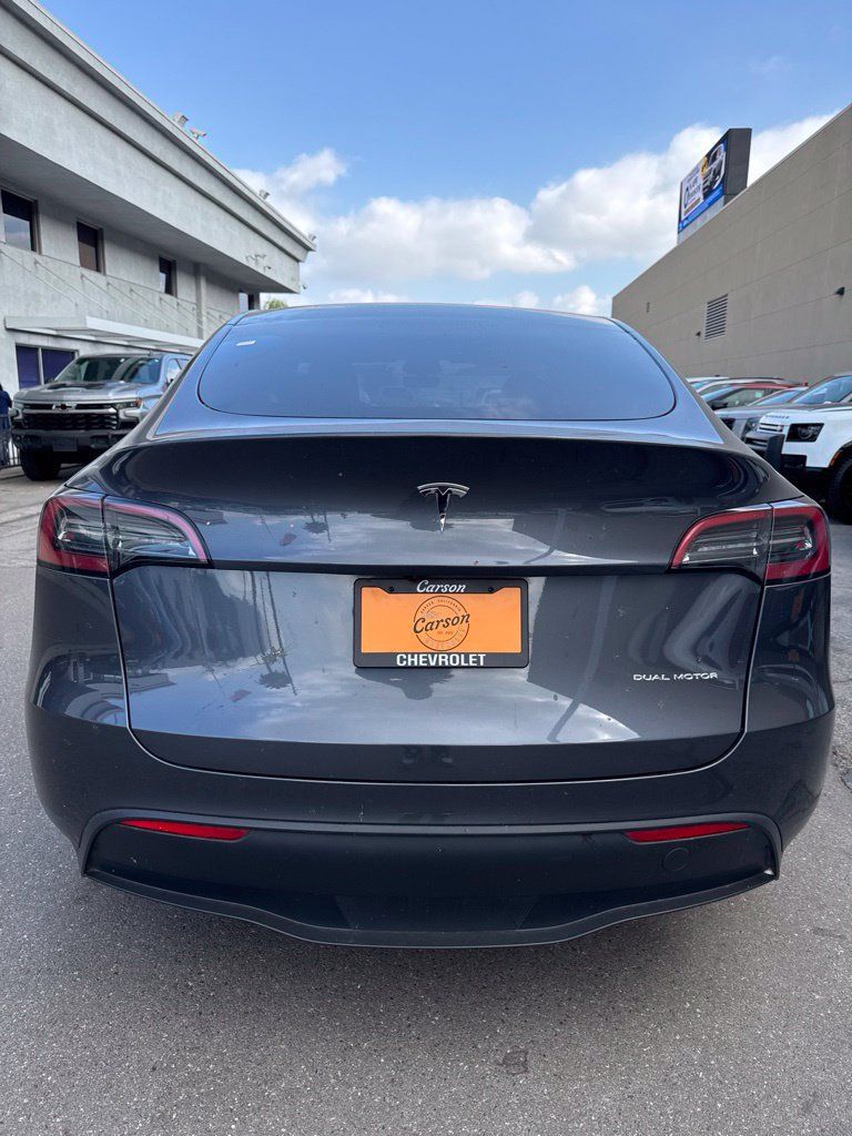Used 2023 Tesla Model Y Long Range AWD/4WD image 3