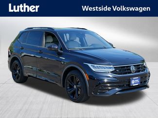 Certified 2024 Volkswagen Tiguan SE R-Line FWD video 1