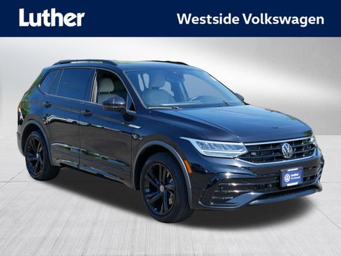 Certified 2024 Volkswagen Tiguan SE R-Line FWD image 1