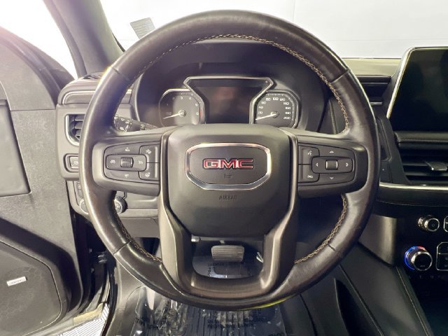 Used 2021 GMC Yukon AT4 w/ Technology Package AWD/4WD image 8