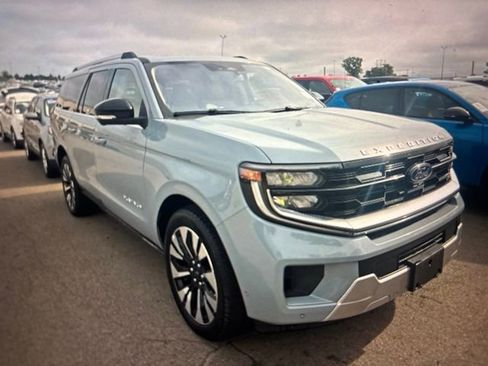 Used 2025 Ford Expedition Max Platinum w/ Driver's Package AWD/4WD image 21