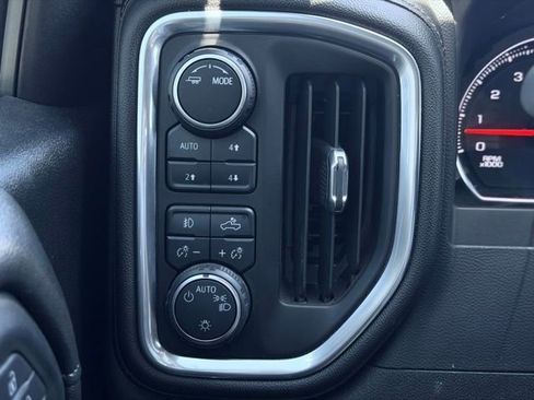 Used 2021 Chevrolet Silverado 1500 LT Trail Boss AWD/4WD image 29