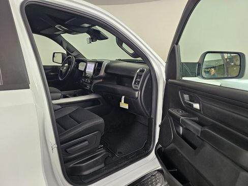 New 2026 RAM 1500 Express image 36