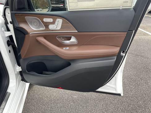 New 2026 Mercedes-Benz GLE 450 GLE 450 4MATIC Coupe image 41