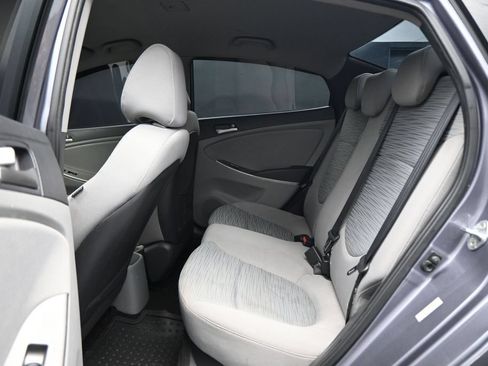 Used 2015 Hyundai Accent GLS FWD image 21