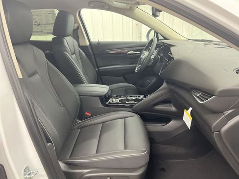 Used 2023 Buick Envision Essence FWD image 21