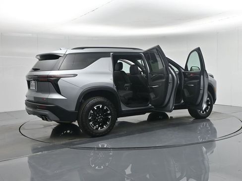 Used 2024 Chevrolet Traverse Z71 w/ LPO, Floor Liner Package image 6