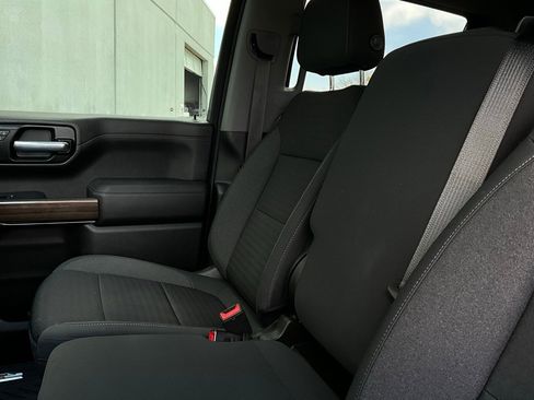 Used 2021 Chevrolet Silverado 1500 LT w/ Z71 Off-Road Package image 11