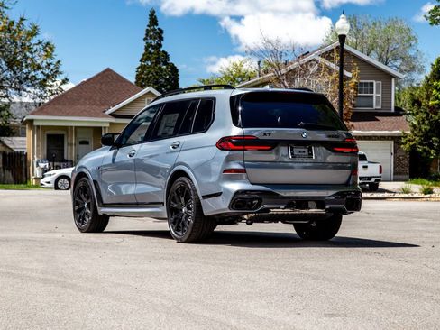 New 2026 BMW X7 M60i image 3