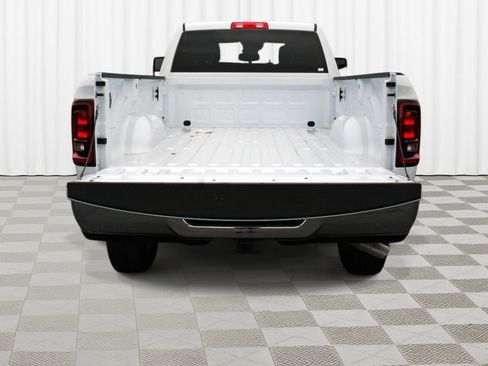 Used 2025 RAM 3500 Tradesman w/ Chrome Appearance Group image 32