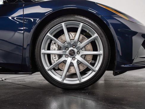 New 2025 Lotus Emira image 6