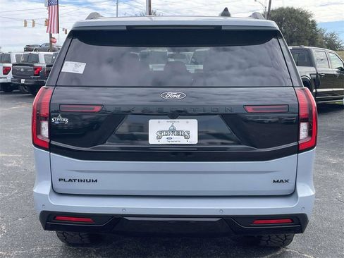 New 2025 Ford Expedition Max Platinum w/ Stealth Appearance Package image 4
