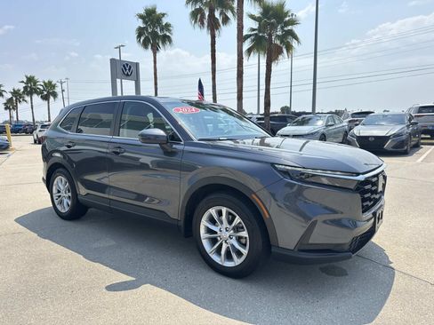 Used 2024 Honda CR-V EX image 3