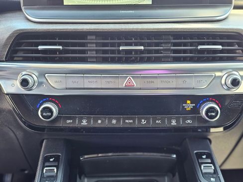 Used 2022 Kia Telluride EX FWD image 14
