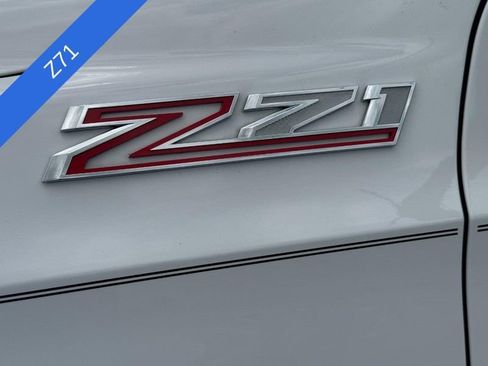 Used 2021 Chevrolet Tahoe Z71 w/ Z71 Signature Package AWD/4WD image 9