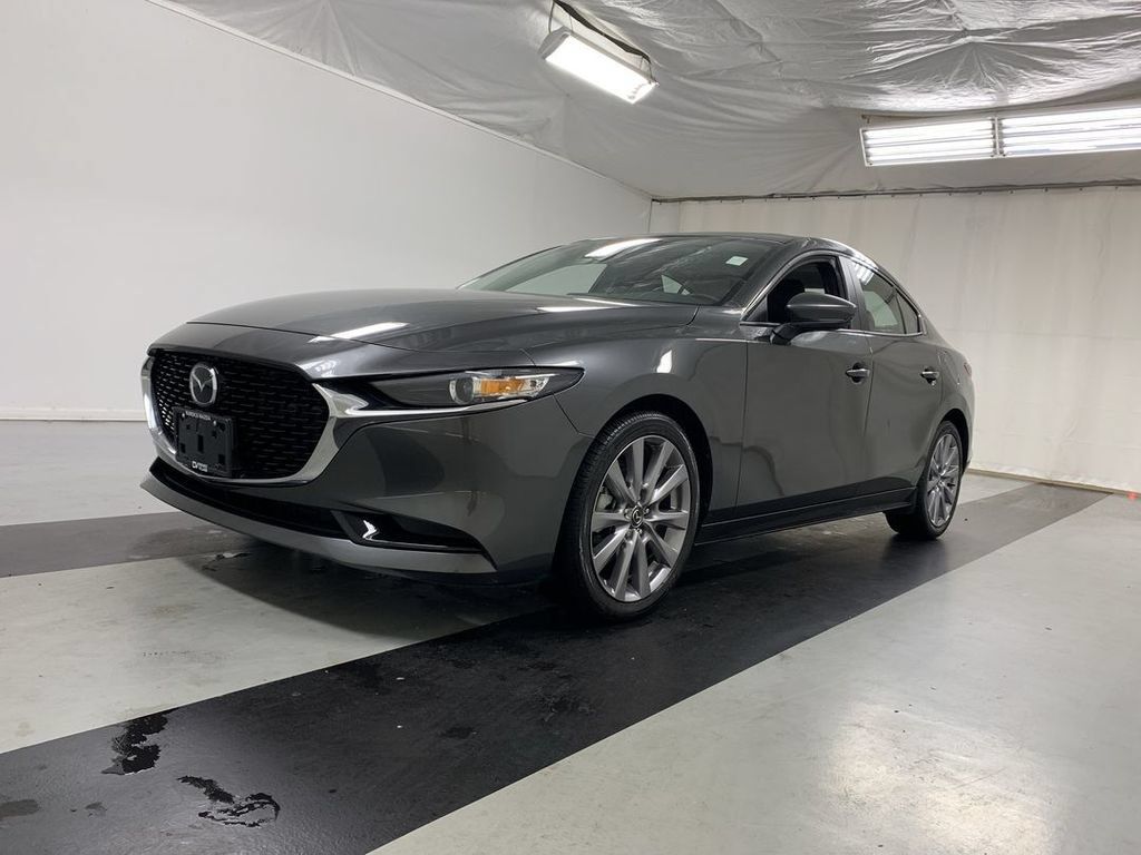 Used 2023 MAZDA MAZDA3 s FWD image 3
