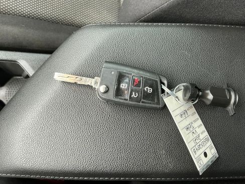 Used 2021 Volkswagen Jetta S image 34