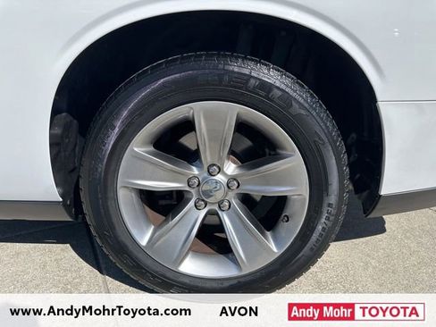 Used 2019 Dodge Challenger SXT RWD image 30