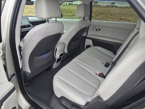 Used 2023 Hyundai Ioniq 5 SEL image 15