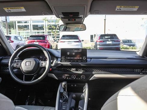 Used 2023 Honda Accord LX image 16