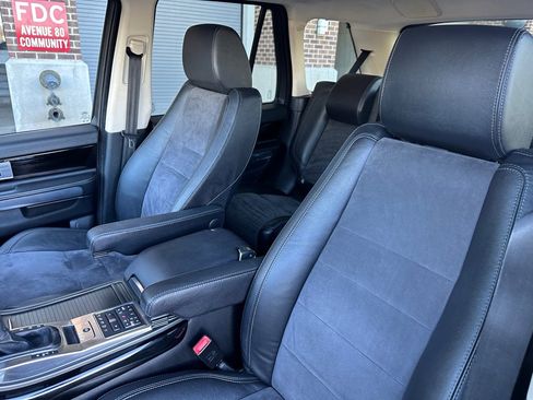 Used 2013 Land Rover Range Rover Sport HSE image 15