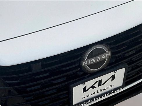 Used 2024 Nissan Sentra SV FWD image 30