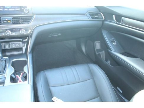 Used 2022 Honda Accord EX-L image 17