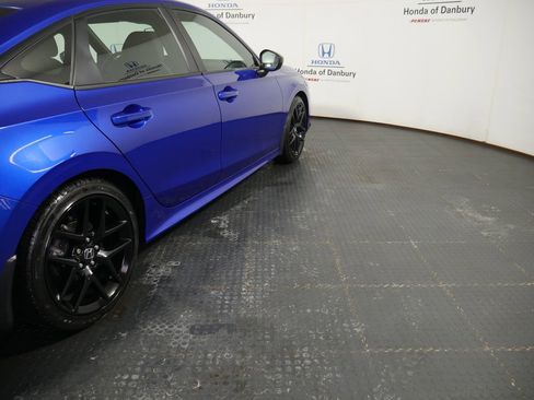 Used 2023 Honda Civic Sport image 5