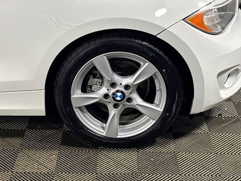 Used 2012 BMW 128i Convertible RWD image 22