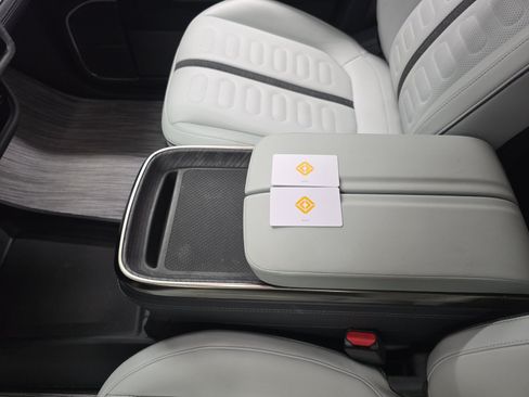 Used 2022 Rivian R1T Launch Edition AWD/4WD image 29