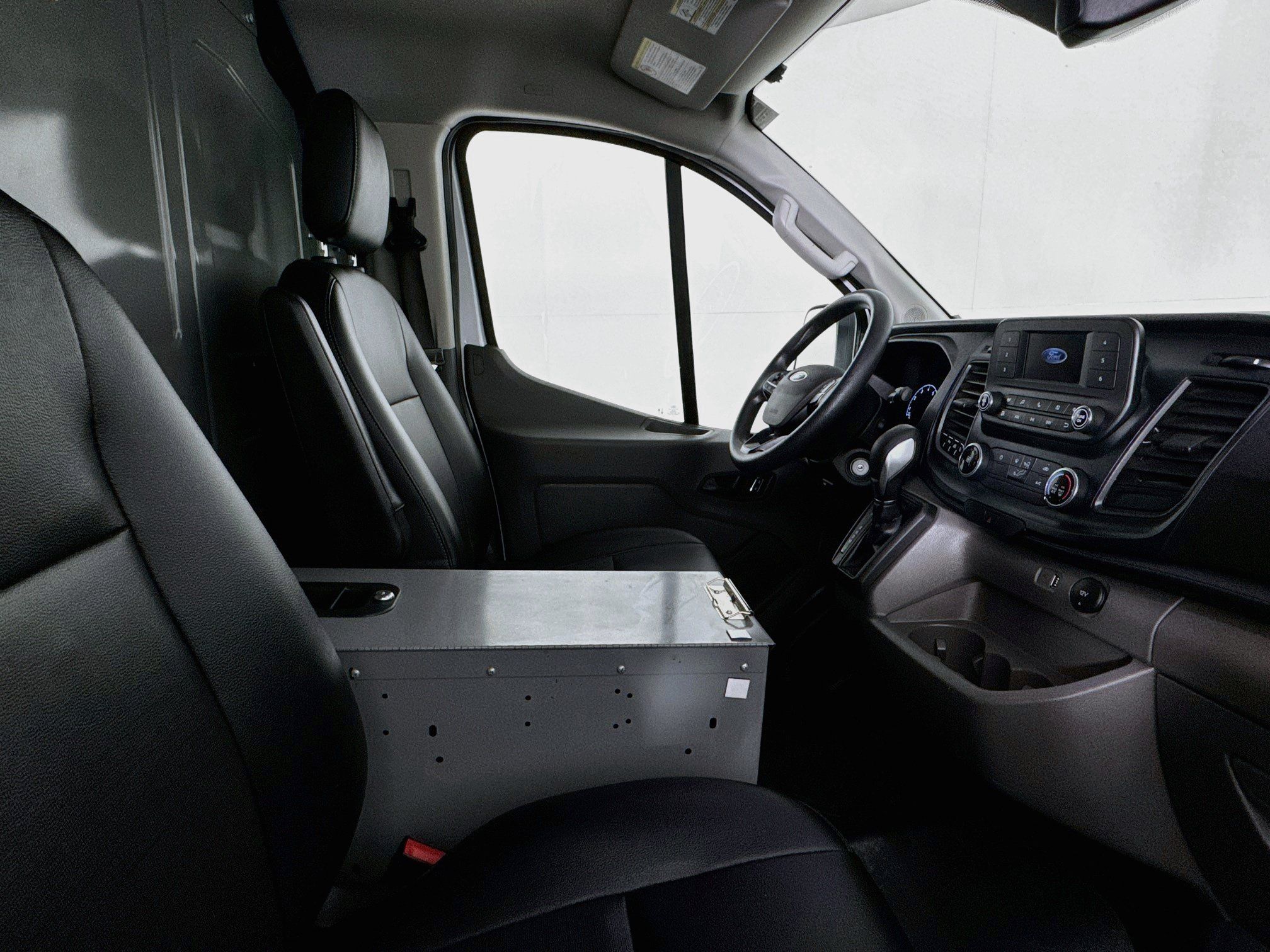 Used 2023 Ford Transit 250 Low Roof RWD image 22